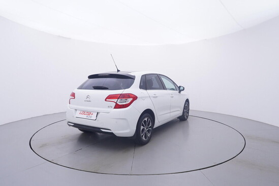 CITROEN C4  1.6 VTi 88 kW manuál_3