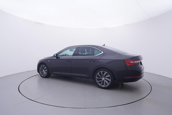 ŠKODA SUPERB L&K 2.0 TDI 140 kW automat_2
