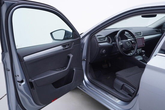 ŠKODA SUPERB Ambition 1.5 TSI 110 kW automat_4
