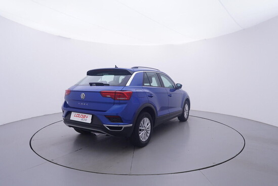 VOLKSWAGEN T-ROC Life 1.5 TSI 110 kW manuál_3