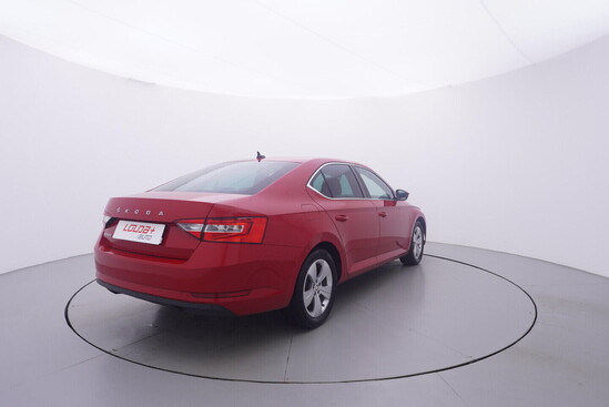 ŠKODA SUPERB 2.0 TDI 110 kW automat_3