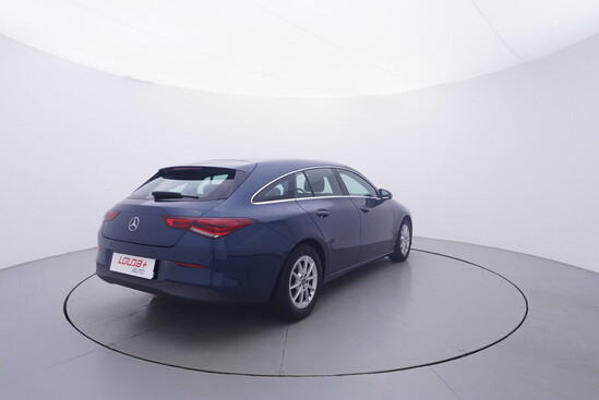 MERCEDES-BENZ CLA 1.3 . 100 kW automat_3