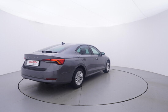 ŠKODA OCTAVIA Ambition Plus 2.0 TDI 85 kW manuál_3