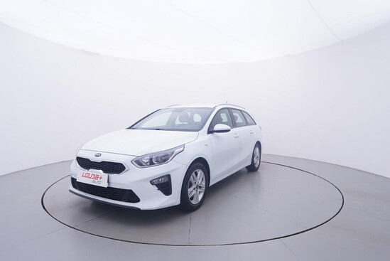 KIA CEED Comfort 1.4 16V 73 kW manuál_1