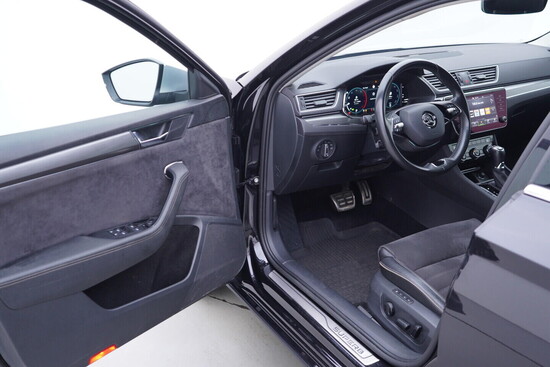 ŠKODA SUPERB Scout 2.0 TDI 147 kW automat, DPH_4