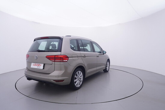 VOLKSWAGEN TOURAN Highline 1.4 TSI 110 kW automat_3
