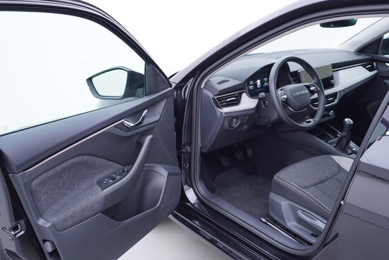 ŠKODA SCALA Selection 1.0 TSI 85 kW manuál, DPH_4