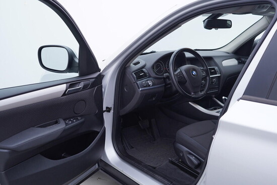 BMW X3  2.0 2.0D 135 kW automat_4