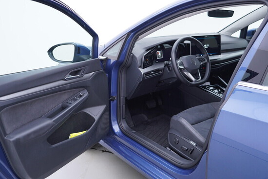 VOLKSWAGEN GOLF 1.5 _ kW automat, DPH_4