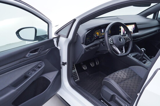 VOLKSWAGEN GOLF VARIANT R-Line 1.5 TSI 110 kW manuál, DPH_4