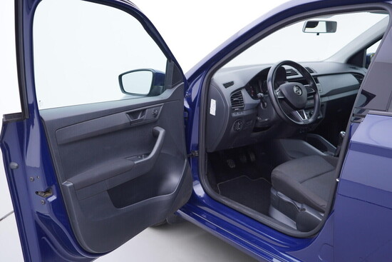 ŠKODA FABIA Trumf 1.0 MPI 55 kW manuál_4