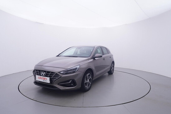 HYUNDAI I30 Smart 1.5 81 kW manuál_1