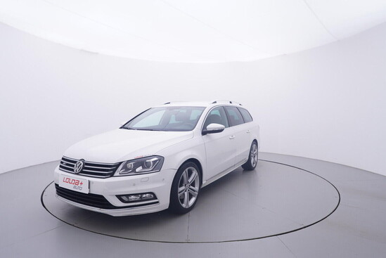 VOLKSWAGEN PASSAT VARIANT R-Line 2.0 TDI 103 kW manuál, DPH_1