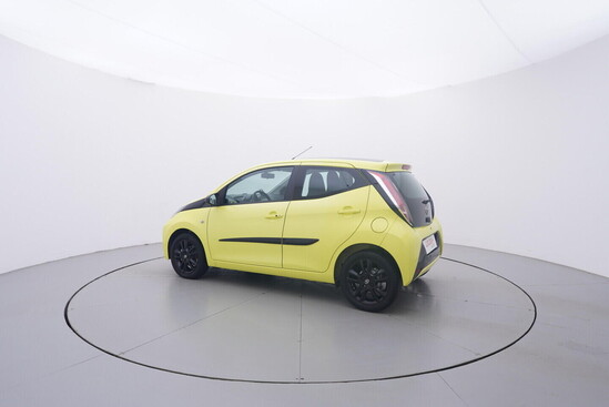 TOYOTA AYGO  1.0 1.0i 51 kW manuál_2