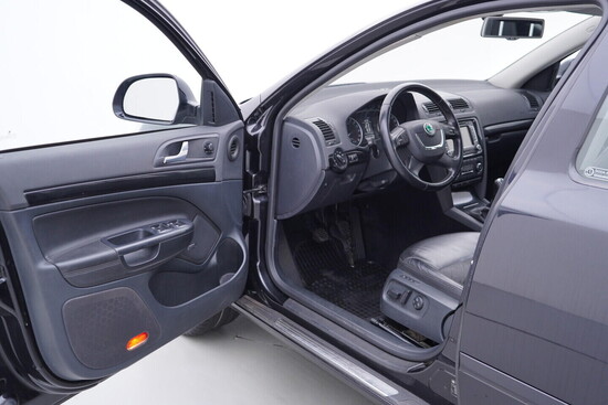 ŠKODA OCTAVIA L&K 2.0 TDI 103 kW manuál_4