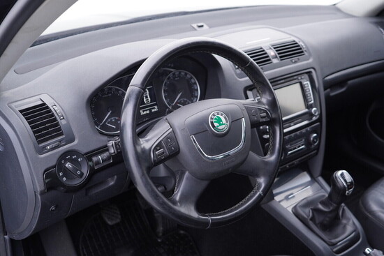 ŠKODA OCTAVIA L&K 2.0 TDI 103 kW manuál_5