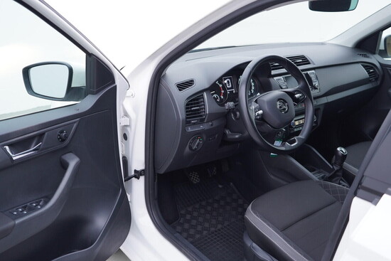 ŠKODA FABIA Ambition 1.0 TSI 70 kW manuál, DPH_4