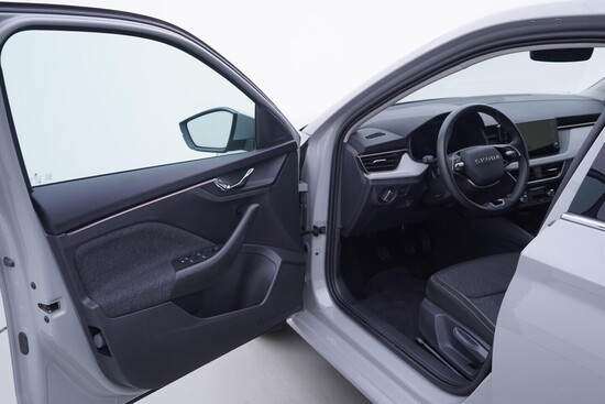 ŠKODA SCALA Selection 1.0 TSI 85 kW manuál, DPH_4