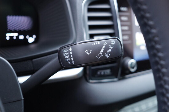ŠKODA KAROQ Ambition 1.5 TSI 110 kW manuál, DPH_5
