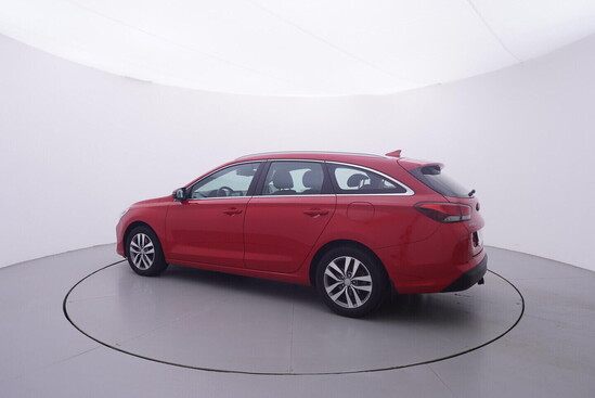 HYUNDAI I30  1.4 GDI _ kW manuál_2