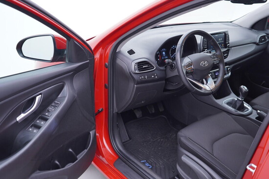 HYUNDAI I30  1.4 GDI _ kW manuál_4