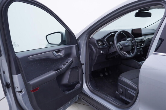 FORD KUGA Titanium X 1.5 TSI 111 kW manuál_4