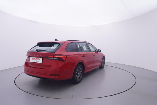 ŠKODA OCTAVIA Ambition 2.0 TDI 85 kW automat, DPH_3