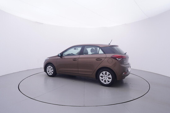 HYUNDAI I20 1.2 MPI 62 kW manuál_2