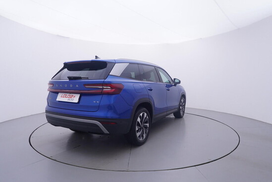ŠKODA KODIAQ Selection 2.0 TDI 142 kW automat, DPH_3
