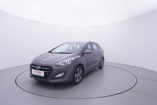 HYUNDAI I30  1.6 CRDi 81 kW manuál_1
