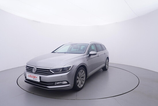 VOLKSWAGEN PASSAT Highline 2.0 TDI 140 kW automat_1