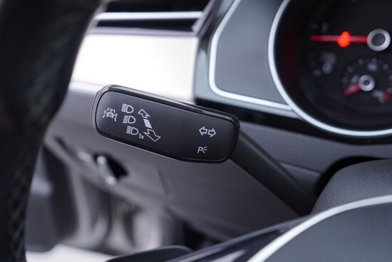 VOLKSWAGEN PASSAT Highline 2.0 TDI 140 kW automat_5