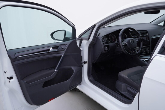 VOLKSWAGEN GOLF VARIANT Highline 1.5 TSI 110 kW manuál, DPH_4