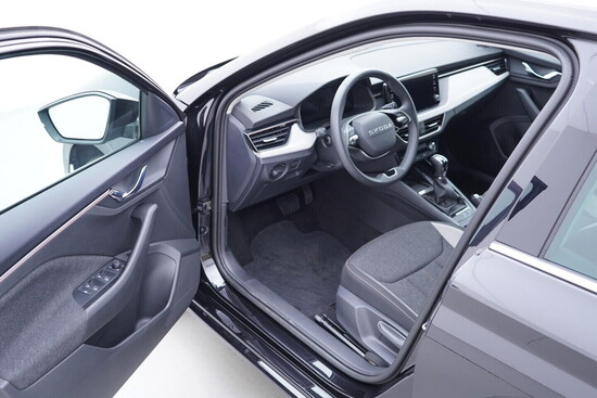 ŠKODA SCALA Top Selection 1.0 TSI 85 kW automat, DPH_4