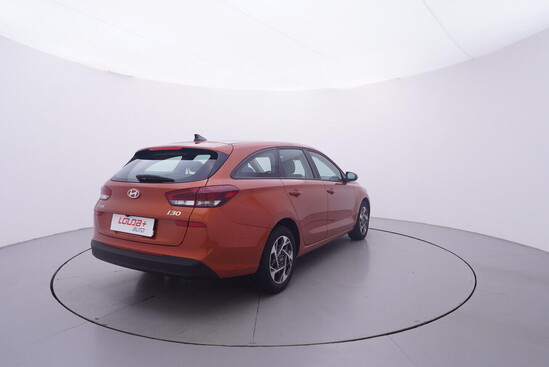 HYUNDAI I30 Comfort 1.0 GDI 73 kW manuál, DPH_3