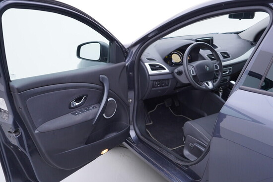 RENAULT MÉGANE  1.5 DCI 81 kW automat_4