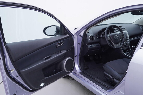 MAZDA 6 2.2 GH 136 kW manuál_4