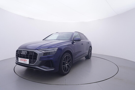 AUDI Q8 S-line 3.0 210 kW automat, DPH_1