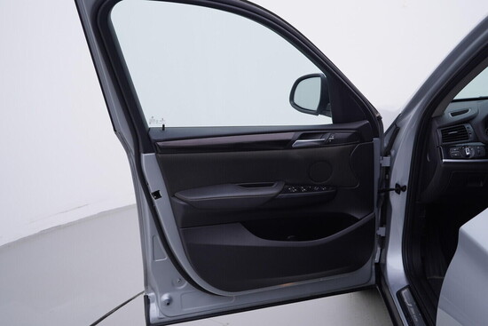 BMW X3  2.0  140 kW automat, DPH_4