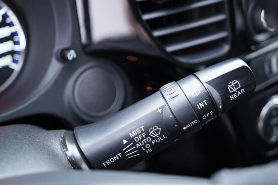 MITSUBISHI OUTLANDER  2.0 Mivec 110 kW manuál_5