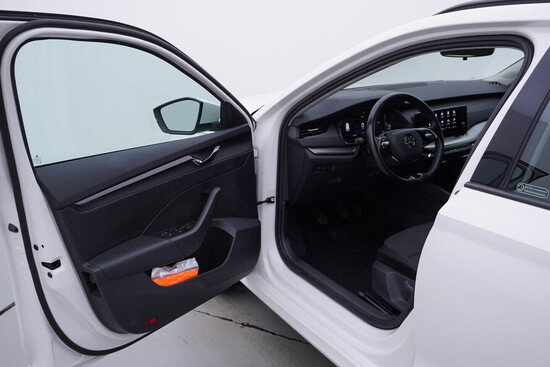 ŠKODA OCTAVIA Ambition 2.0 TDI 85 kW manuál, DPH_4