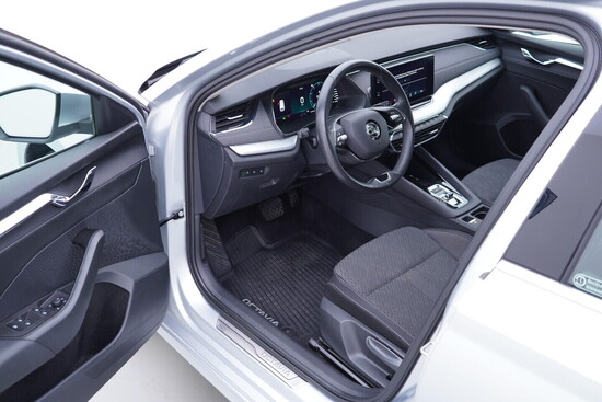 ŠKODA OCTAVIA Style 1.5 TDI 96 kW automat, DPH_4