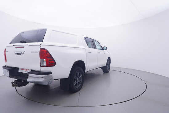 TOYOTA HILUX Active 2.4 D-4D 110 kW manuál, DPH_3