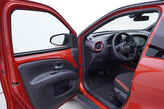 TOYOTA AYGO X Style 1.0 VVT-i 53 kW automat, DPH_4