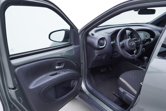 TOYOTA AYGO X Style 1.0  53 kW automat, DPH_4