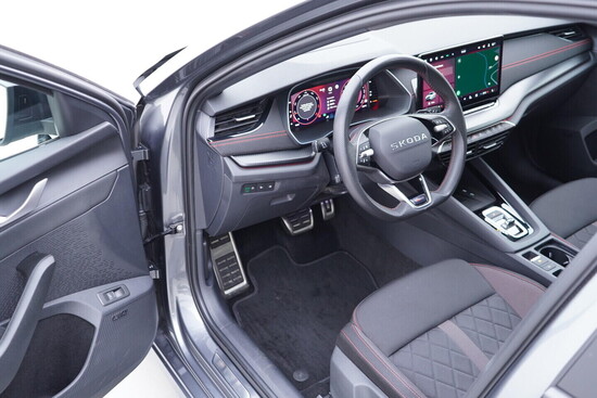 ŠKODA OCTAVIA RS 2.0 TSI 195 kW automat, DPH_4