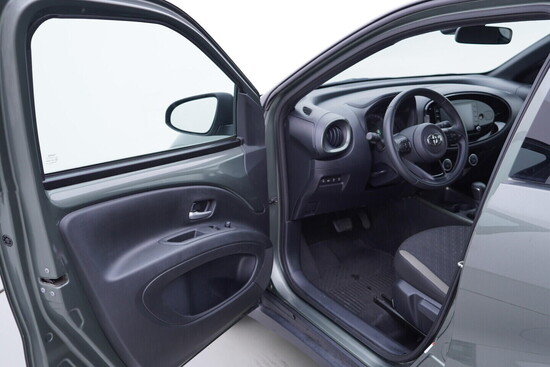 TOYOTA AYGO X Style 1.0  53 kW automat, DPH_4