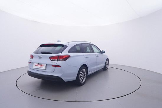 HYUNDAI I30 1.0 16V 88 kW manuál_3