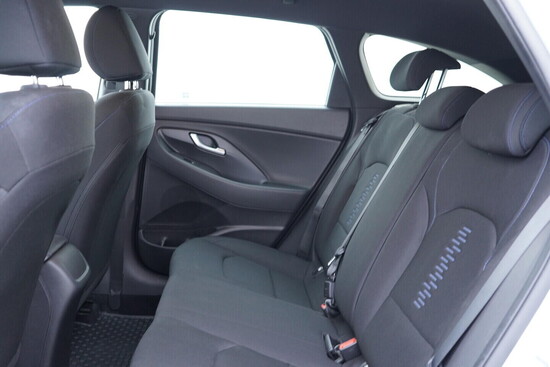 HYUNDAI I30 1.0 16V 88 kW manuál_5