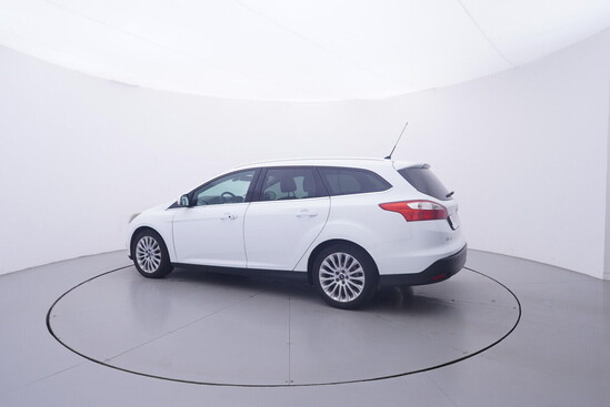 FORD FOCUS 1.6 Ti-VCT 88 kW manuál_2